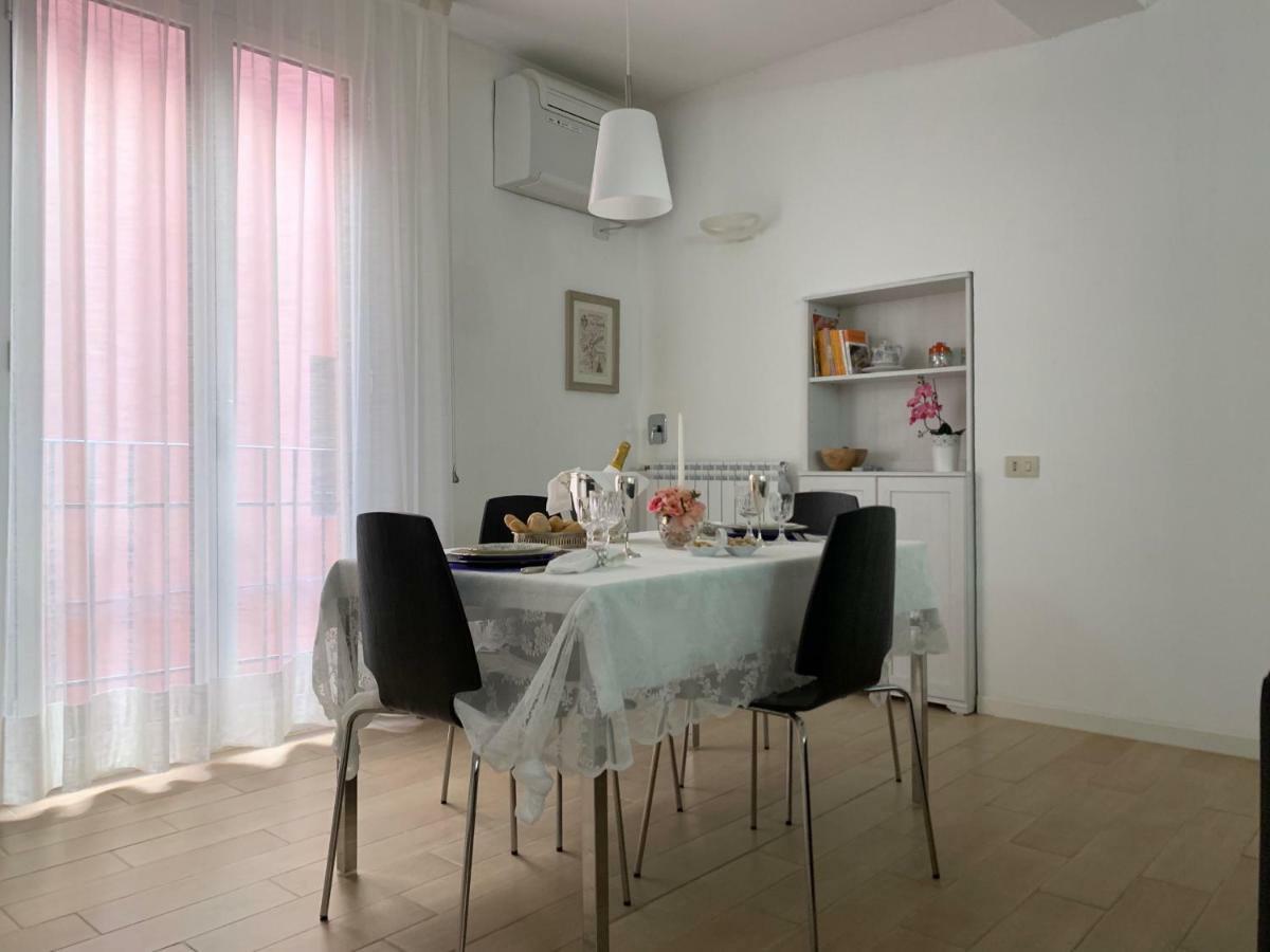 Temporary House Vicolo Colombina Lägenhet Bologna Exteriör bild
